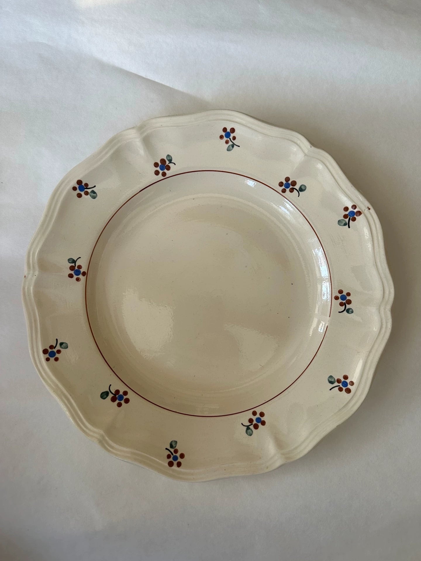 French vintage sarregiemines cream floral flat plate
